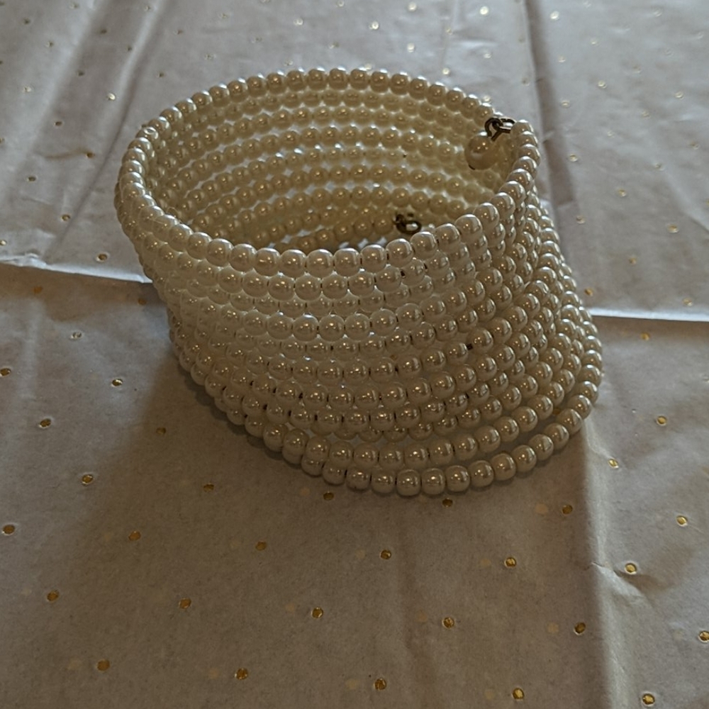 Pearl Stretch Bracelet